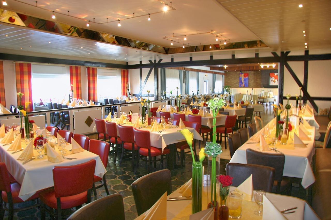Gasthaus Zur Quelle Bad Marienberg Ngoại thất bức ảnh