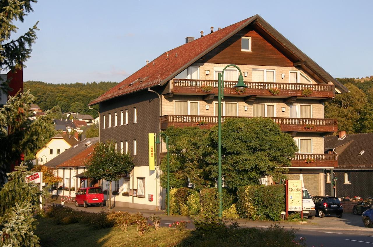 Gasthaus Zur Quelle Bad Marienberg Ngoại thất bức ảnh