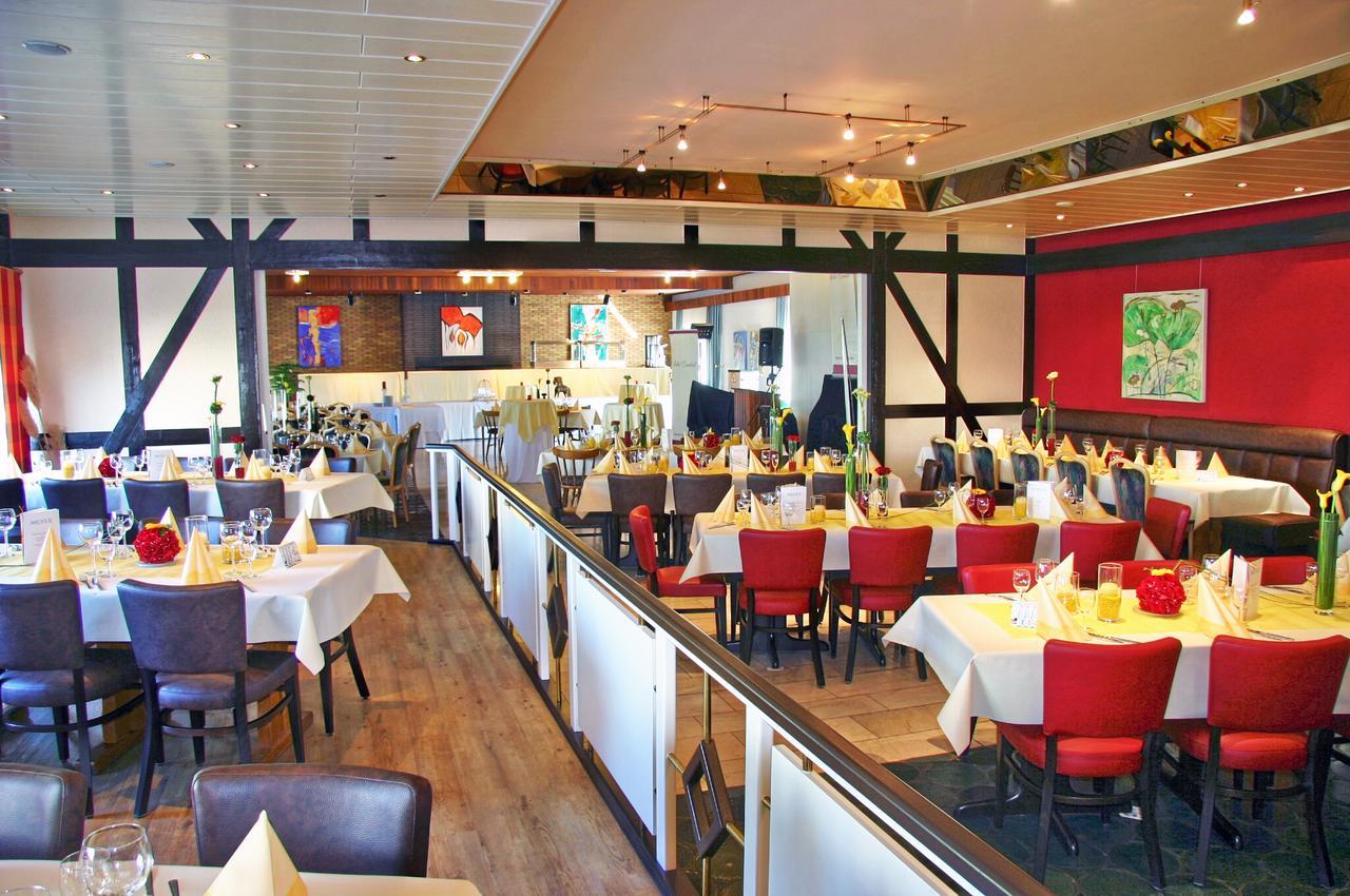 Gasthaus Zur Quelle Bad Marienberg Ngoại thất bức ảnh