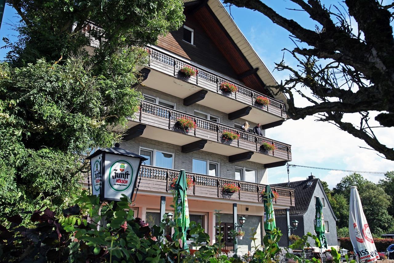 Gasthaus Zur Quelle Bad Marienberg Ngoại thất bức ảnh